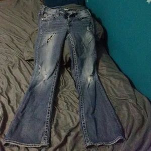 Silver Jeans ripped but comfty